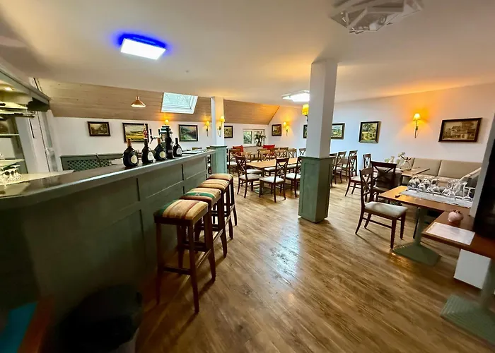 Am Muehlenwoerth فندق تاوبربيشوفسهايم